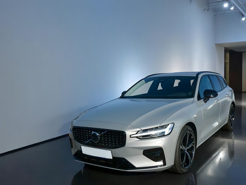 Volvo V60 B4 Plus Dark