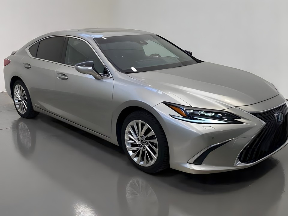 Lexus Seria ES (3)