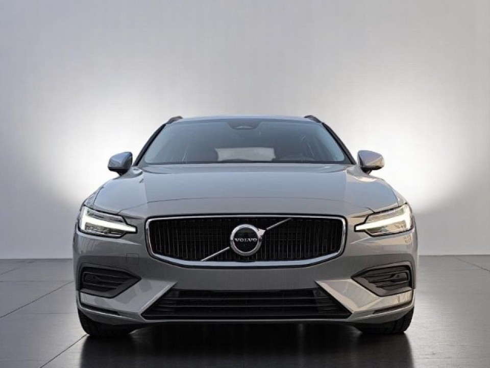 Volvo V60 B4 Core (2)