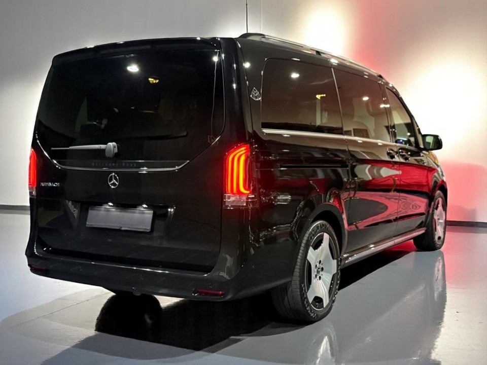 Mercedes-Benz V 300d 4MATIC Long Exclusive (3)