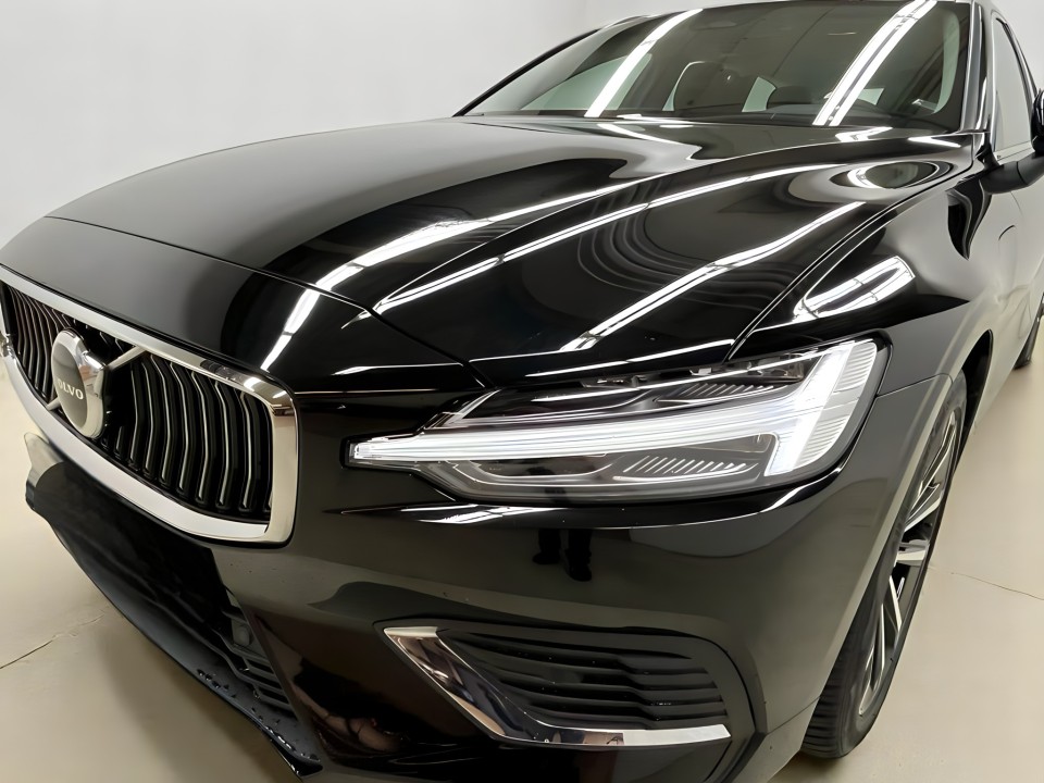 Volvo V60 T6 Recharge AWD Core - foto 13