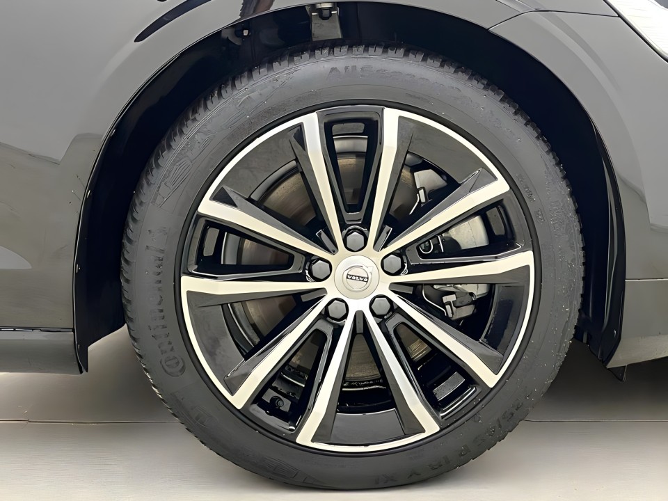 Volvo V60 T6 Recharge AWD Core - foto 14