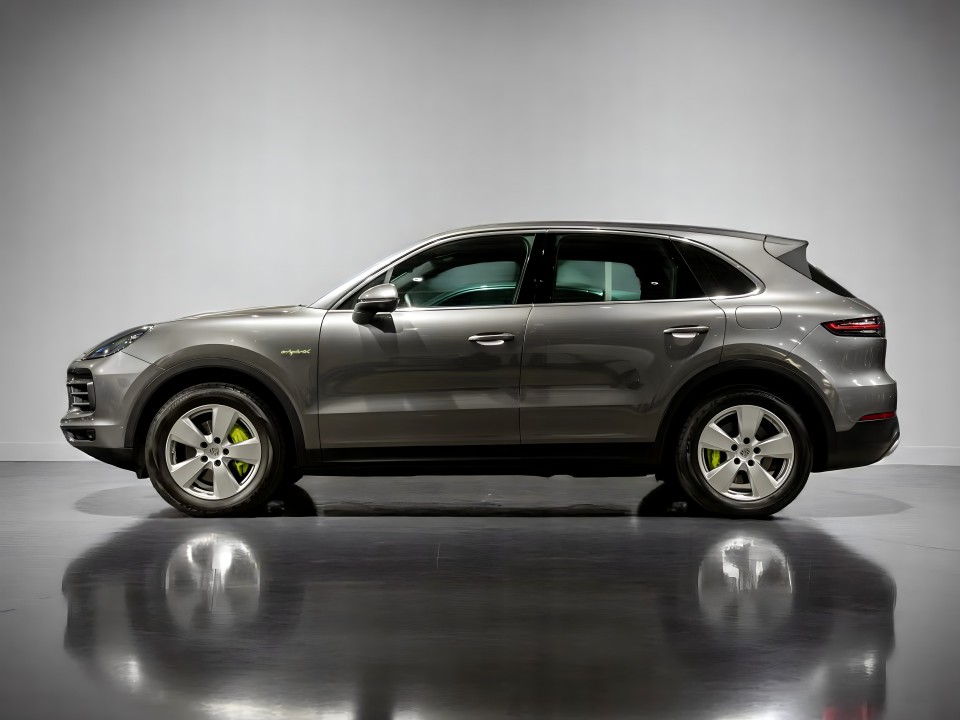 Porsche Cayenne E-Hybrid (3)