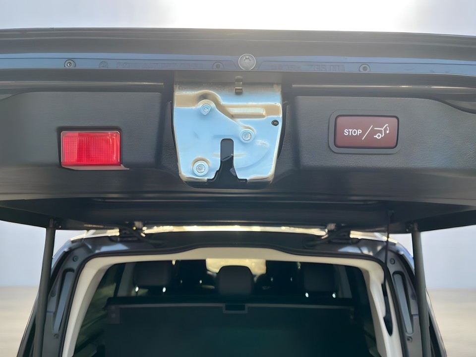 Mercedes-Benz V 250d - foto 21