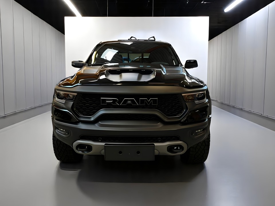 Dodge RAM TRX V8 (2)