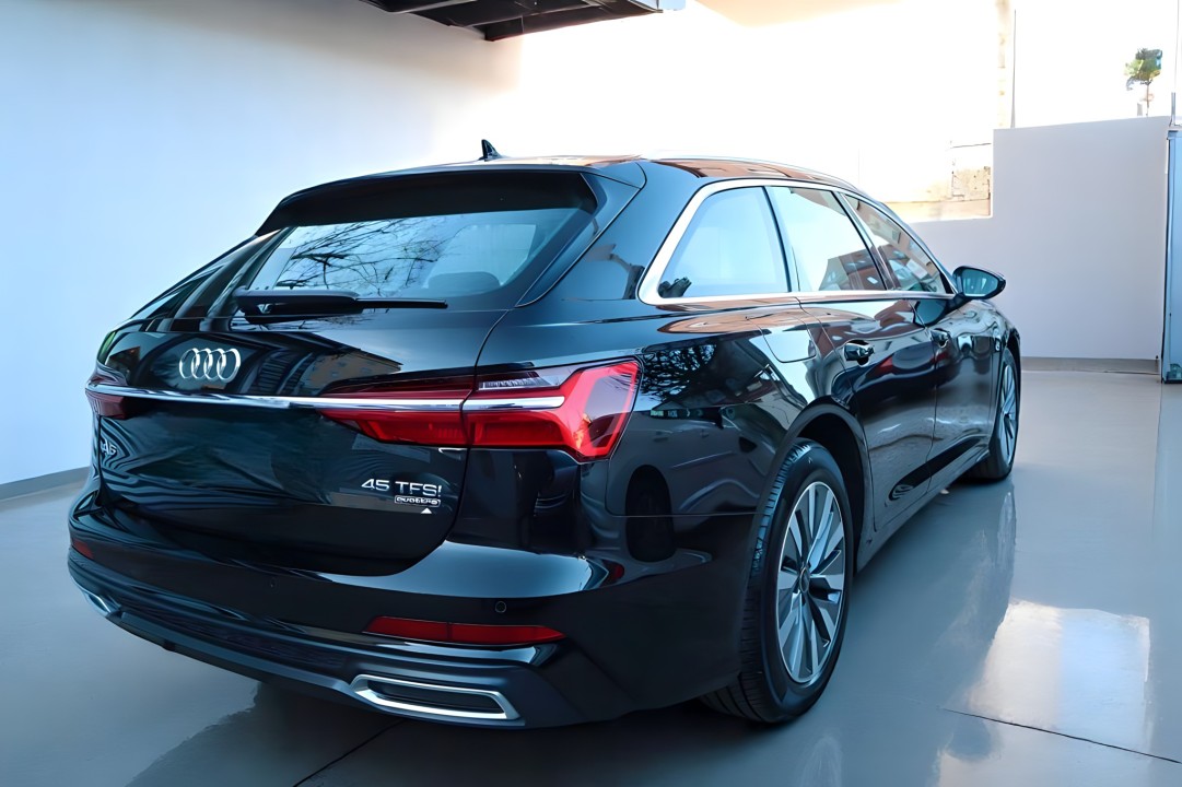 Audi A6 Avant 45TFSI quattro S-Line (5)