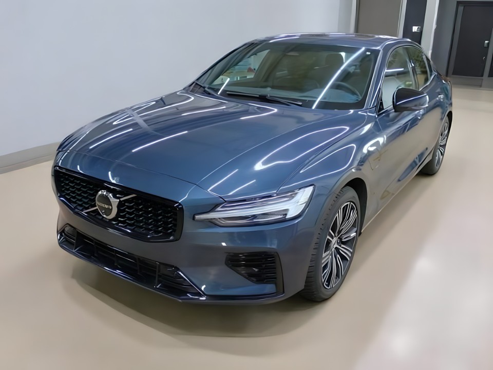 Volvo S60 T8 Recharge AWD Ultimate Dark