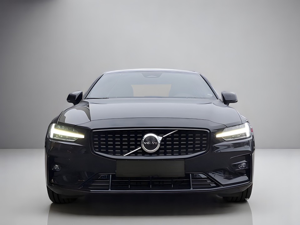 Volvo S60 B4 R-Design (2)