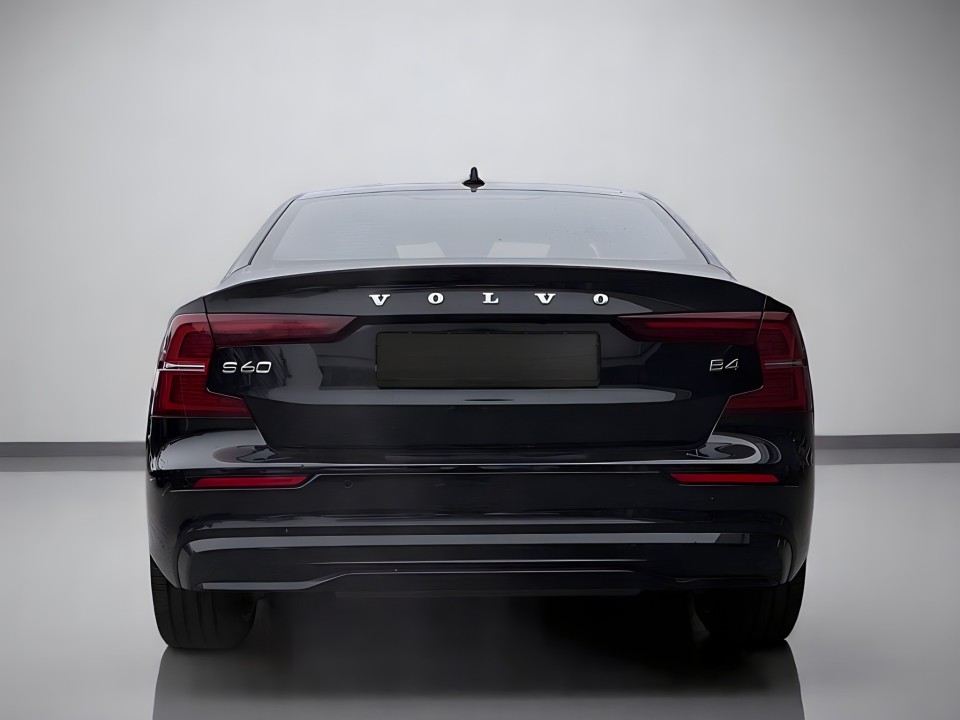 Volvo S60 B4 R-Design (5)