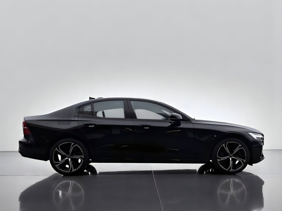 Volvo S60 B4 R-Design (3)