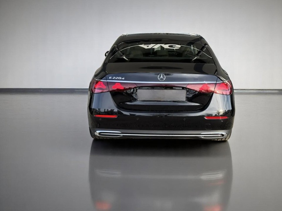 Mercedes-Benz E 220d Avantgarde (5)