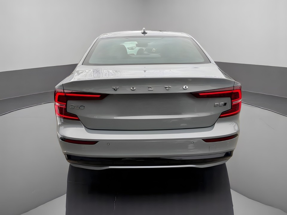 Volvo S60 B5 AWD Ultimate Dark (5)