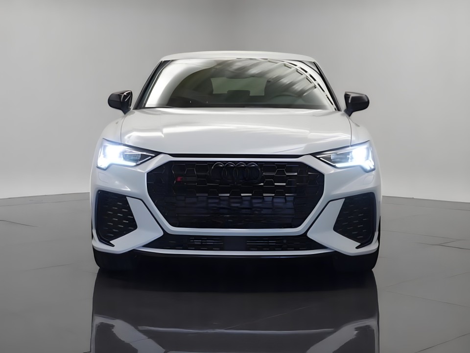 Audi RS Q3 Sportback (2)