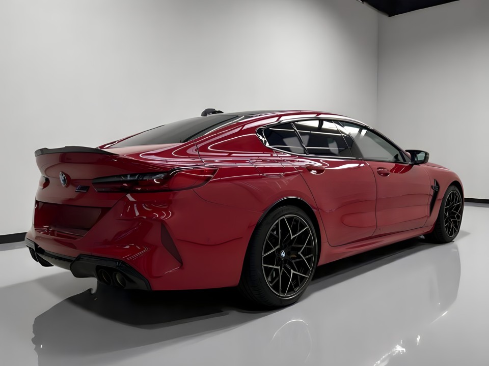 BMW M8 Gran Coupe xDrive (3)