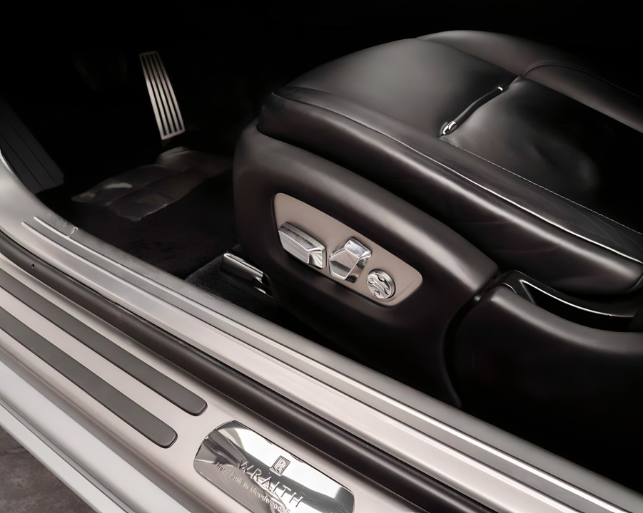 Rolls-Royce WRAITH - foto 17