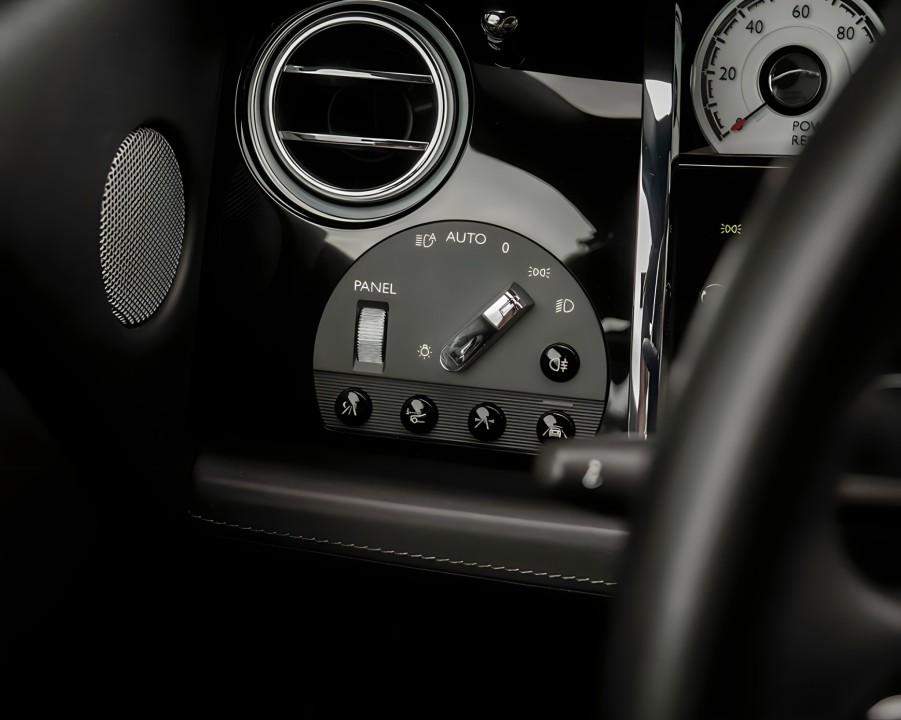 Rolls-Royce WRAITH - foto 10