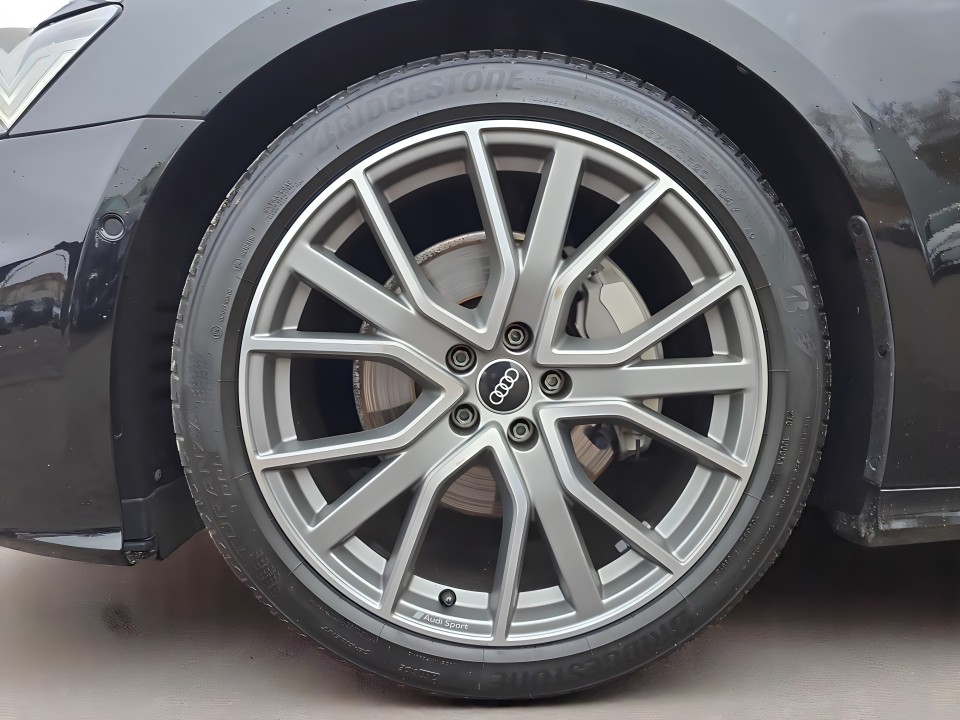 Audi A6 Avant 45 TDI quattro - foto 14