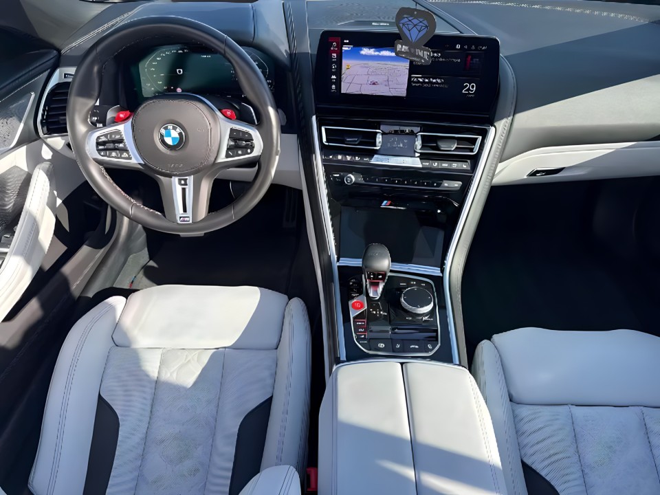 BMW M8 (5)