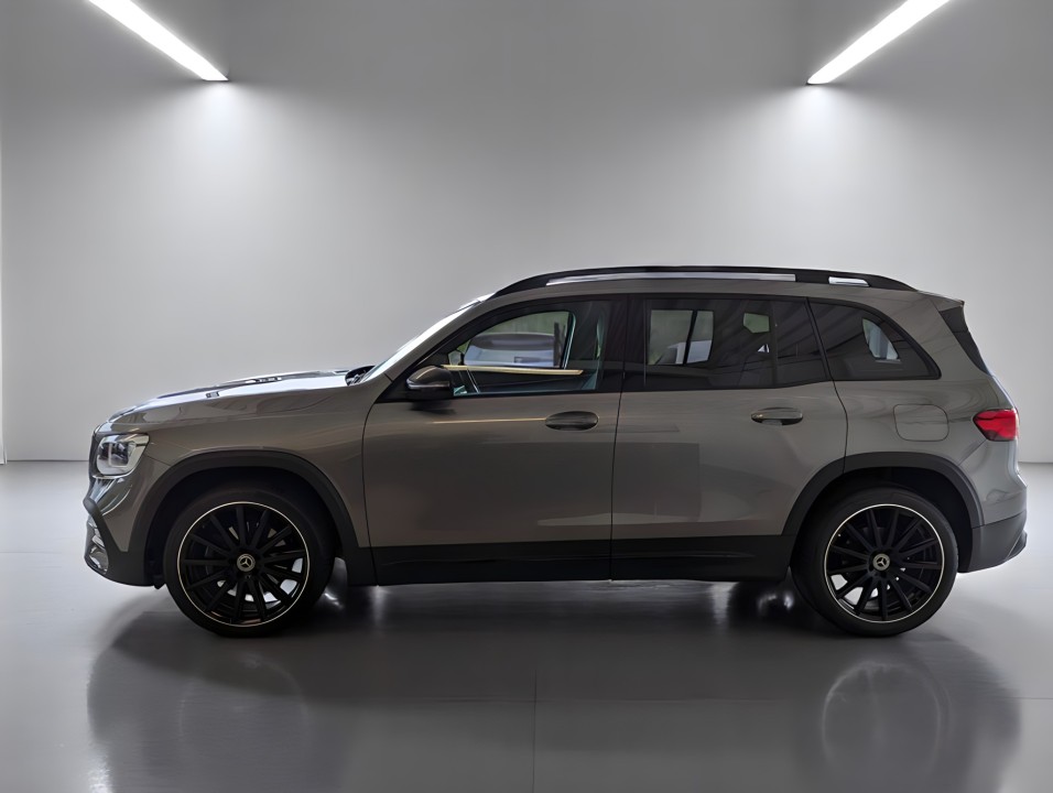 Mercedes-Benz GLB 200d AMG (4)