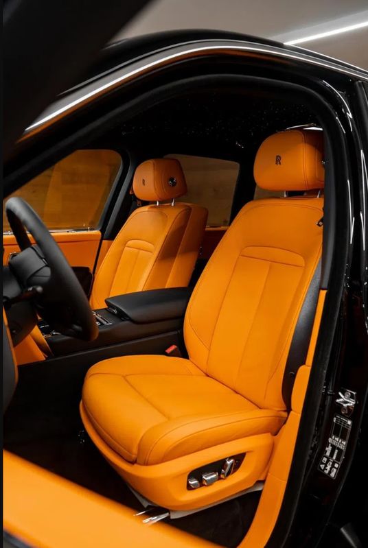 Rolls-Royce Cullinan 6.7 V12 - foto 8