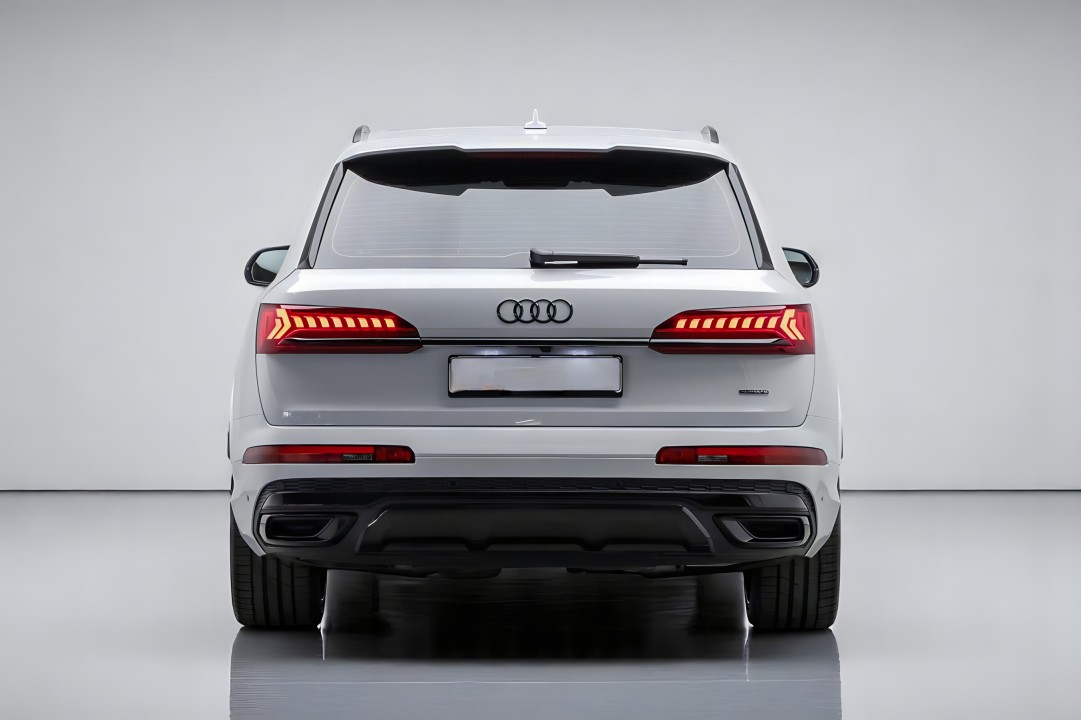 Audi Q7 (4)