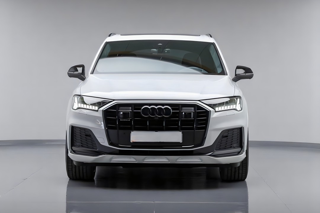 Audi Q7 (2)