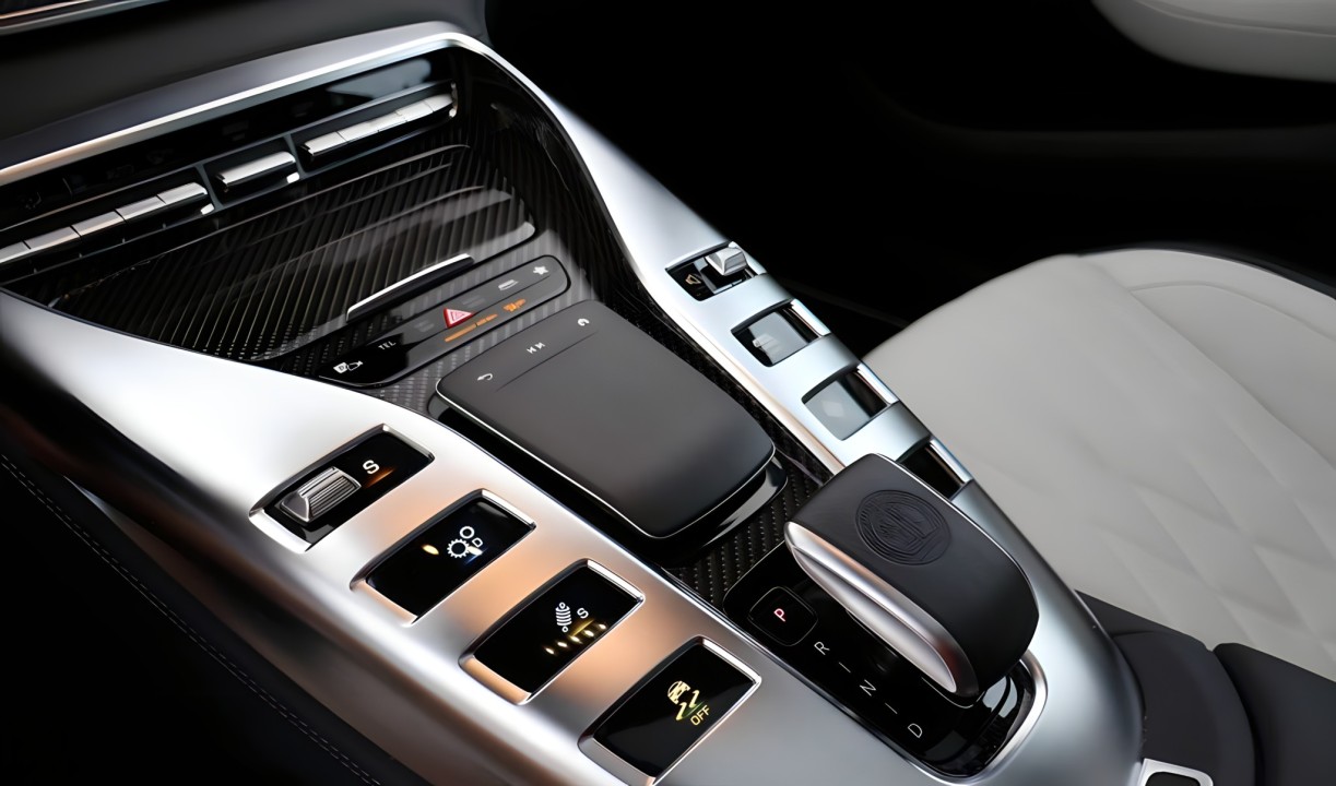Mercedes-Benz AMG GT-S - foto 17