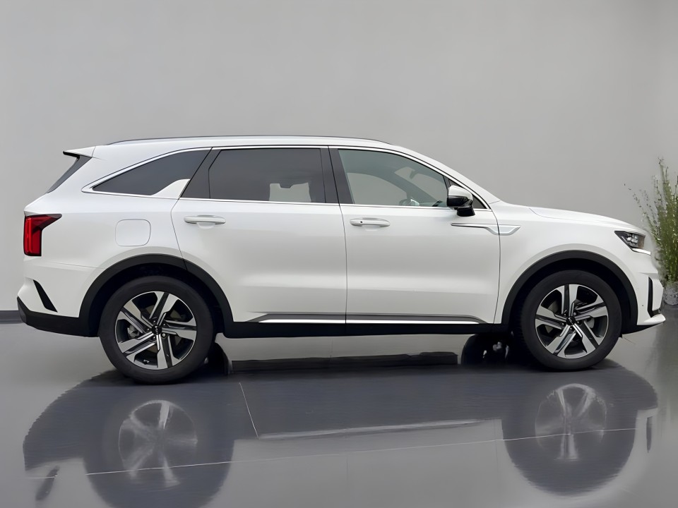Kia Sorento 1.6T PHEV AWD (2)