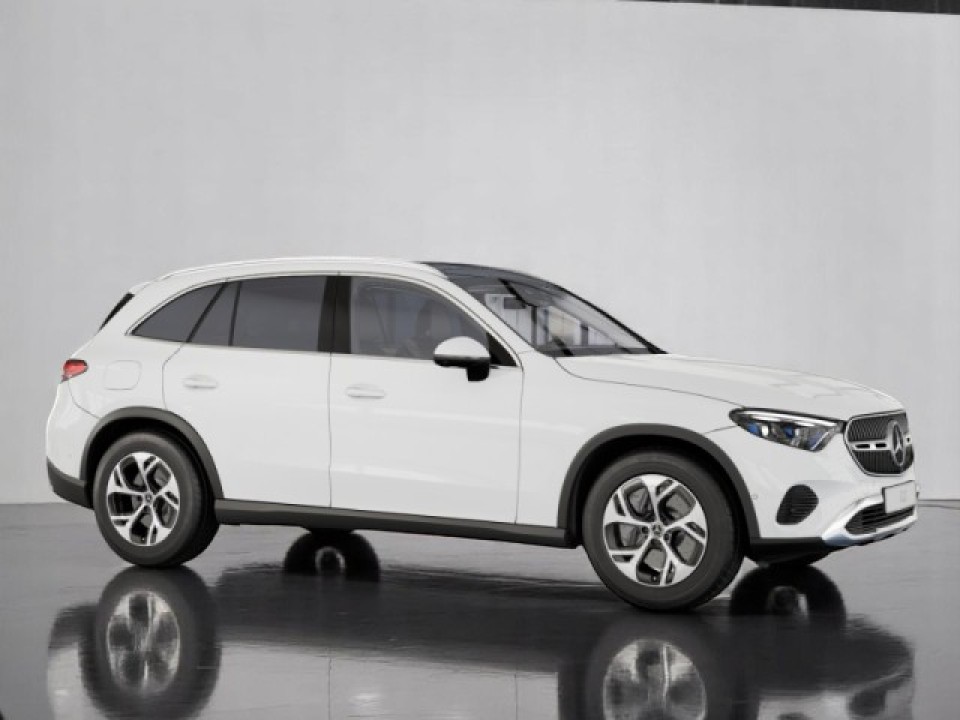 Mercedes-Benz GLC 300e 4MATIC (4)