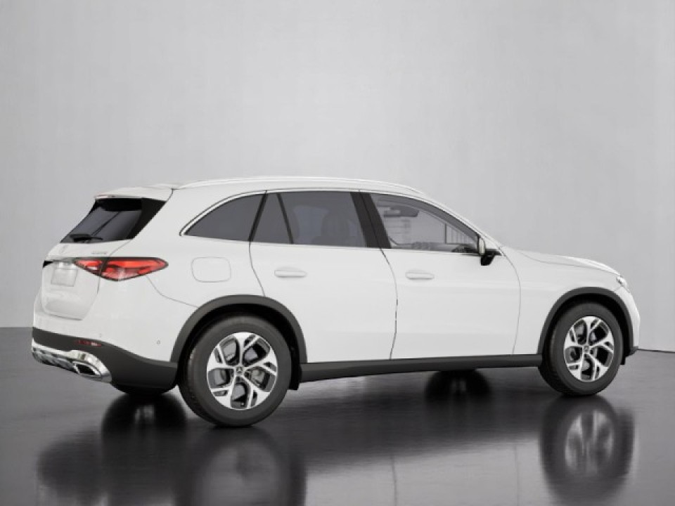 Mercedes-Benz GLC 300e 4MATIC (5)