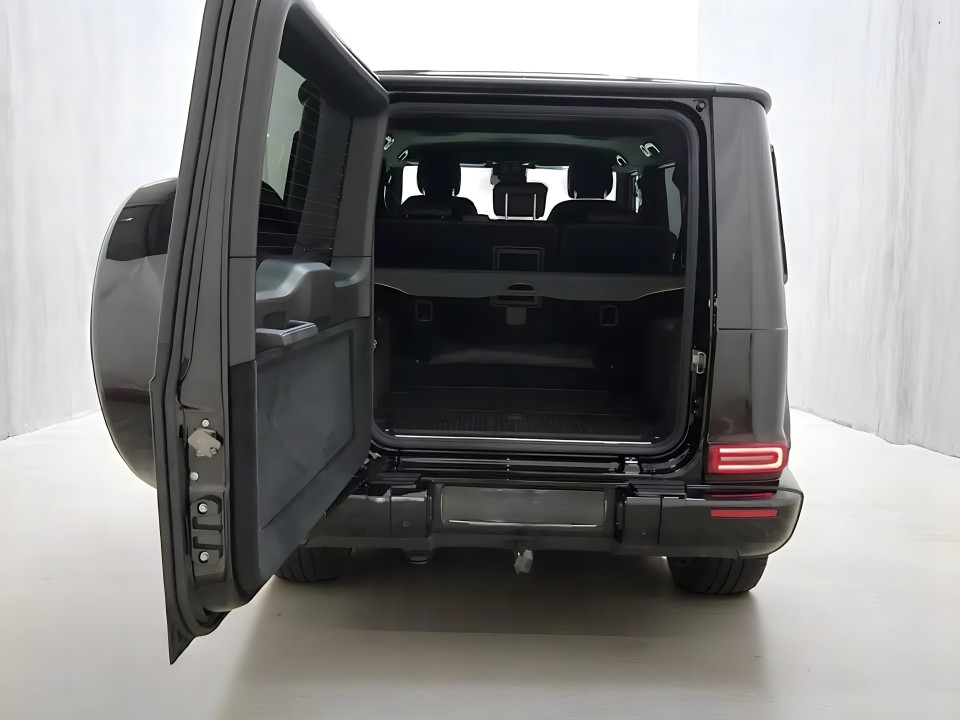 Mercedes-Benz G 500 (5)