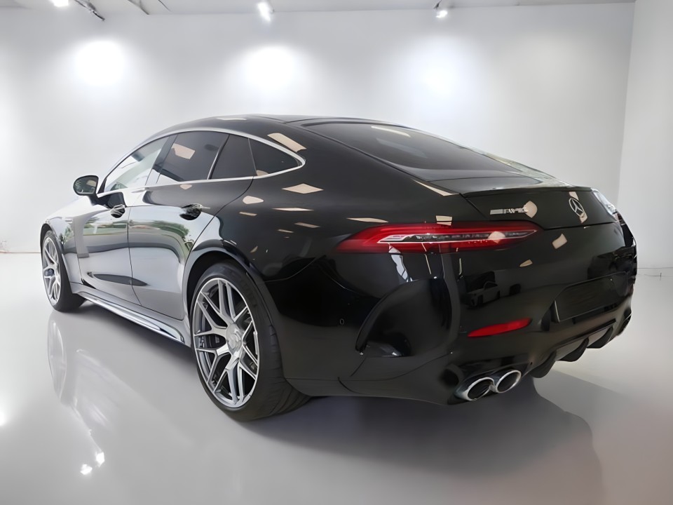 Mercedes-Benz AMG GT 43 4MATIC+ V8 (3)