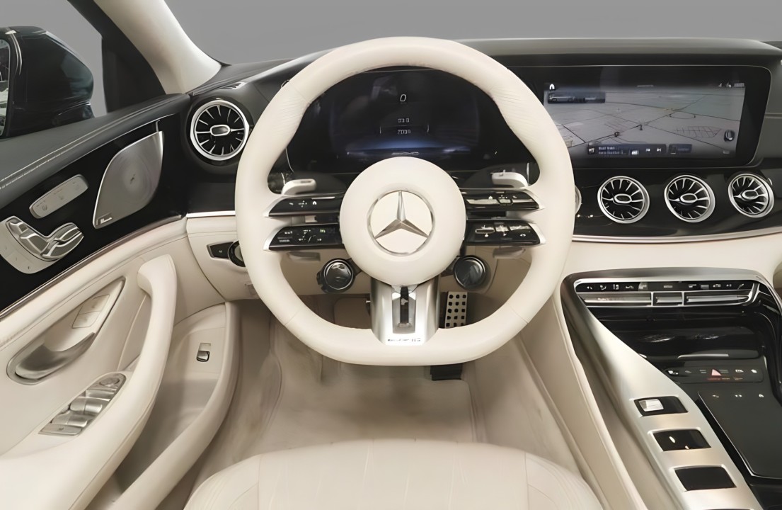 Mercedes-Benz AMG GT 43 4MATIC+ V8 (5)