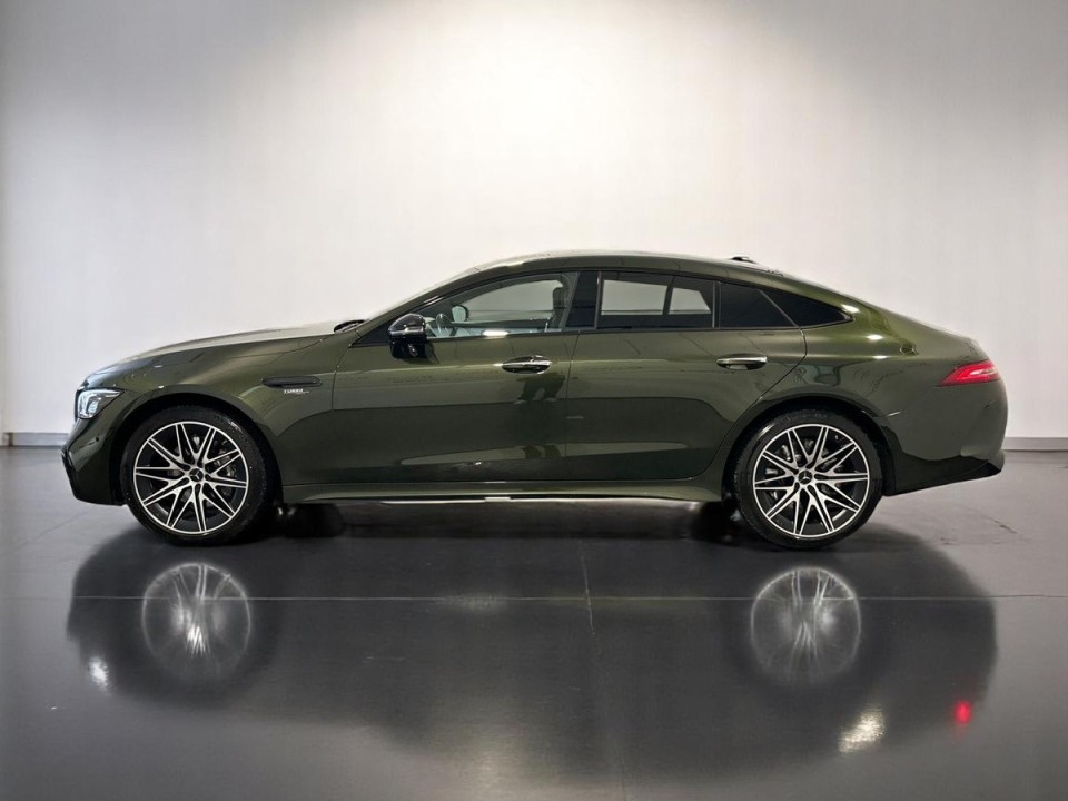 Mercedes-Benz AMG GT 4 53 4MATIC+ (4)