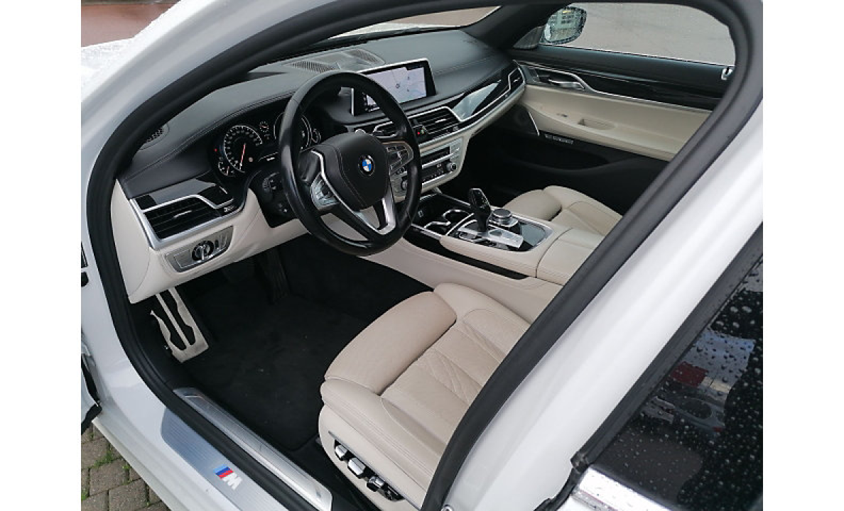 BMW Seria 7 750d xDrive M-Sport - foto 7