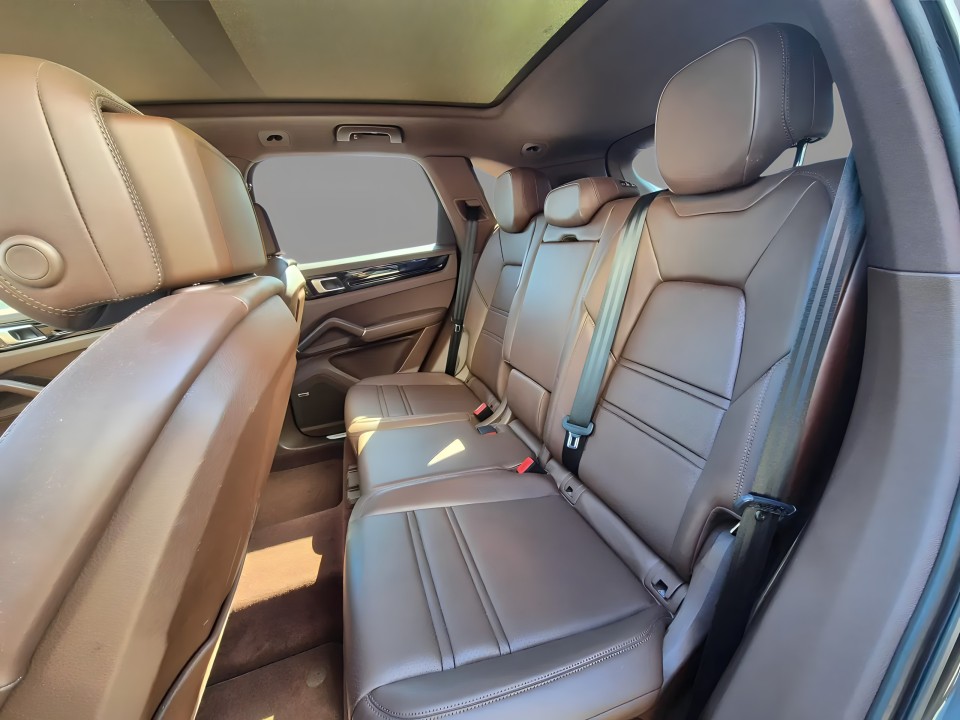 Porsche Cayenne E-Hybrid - foto 10