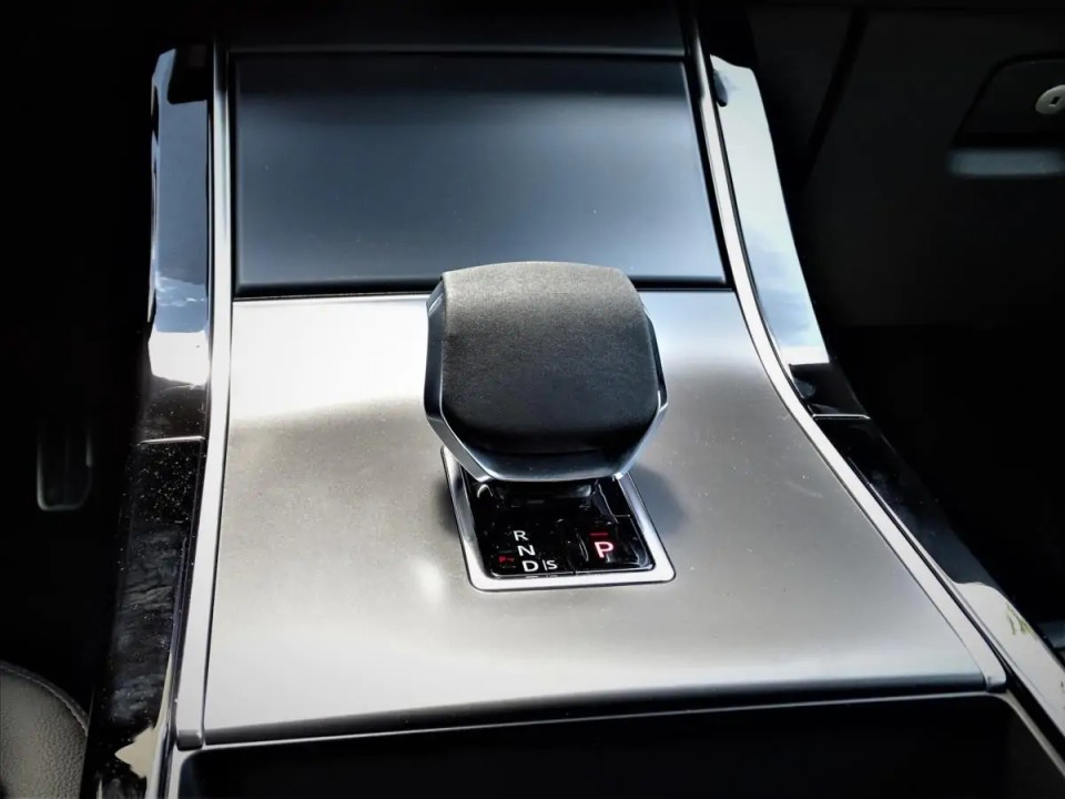 Land Rover Range Rover Velar D200 Dynamic SE AWD - foto 20