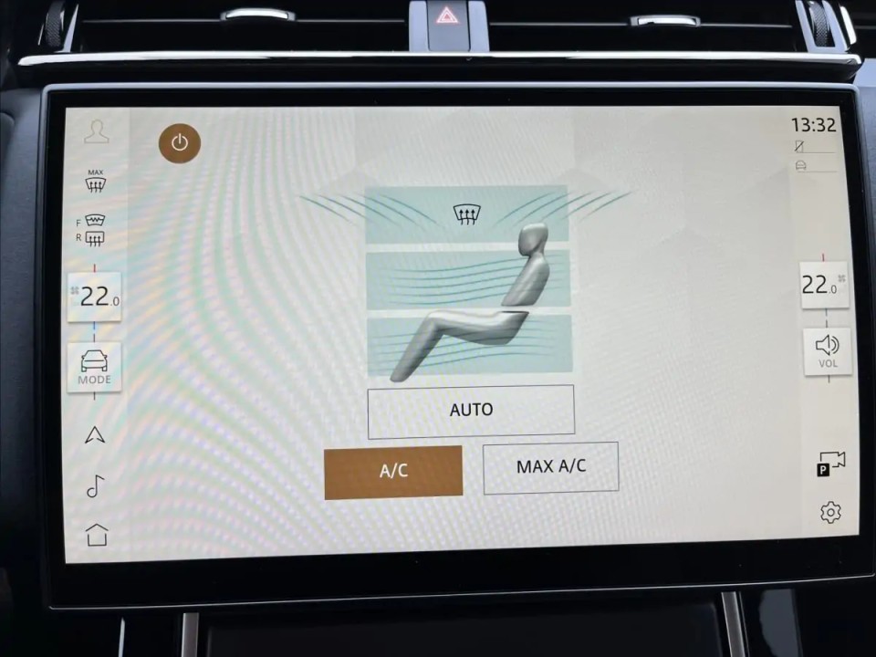 Land Rover Range Rover Velar D200 Dynamic SE AWD - foto 11