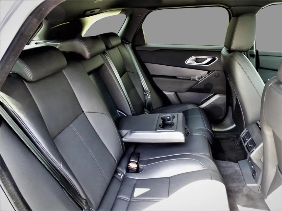 Land Rover Range Rover Velar D200 Dynamic SE AWD - foto 17