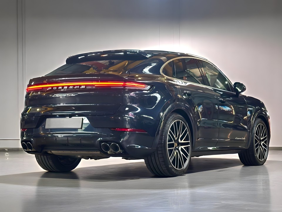 Porsche Cayenne Turbo Coupe (5)