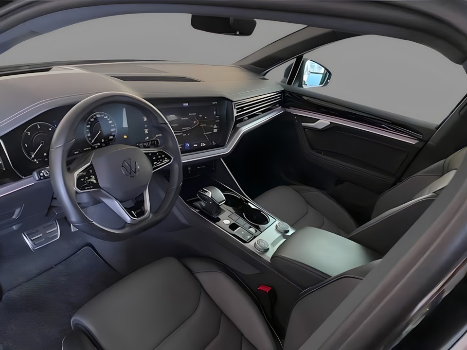 Volkswagen Touareg V6 TDI R-Line (5)