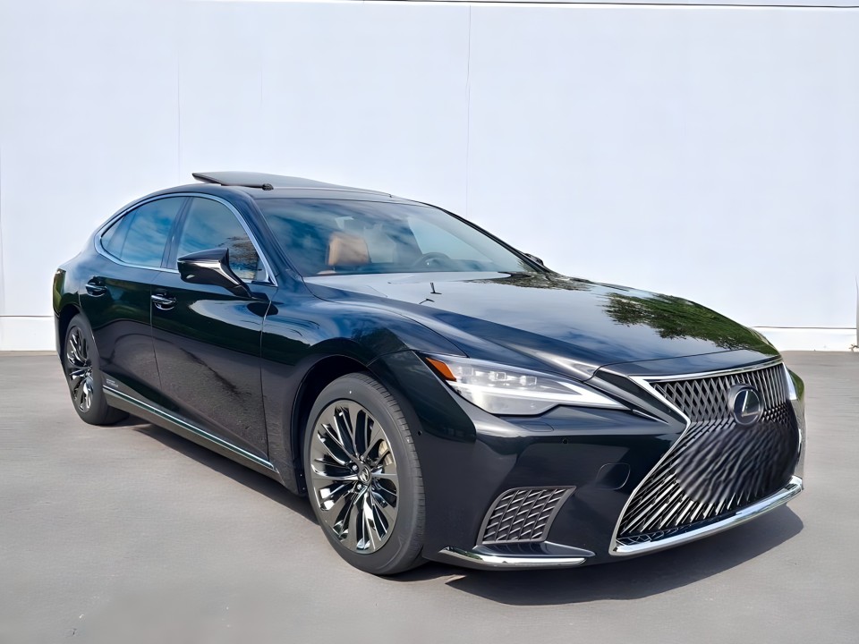 Lexus Seria LS 500h
