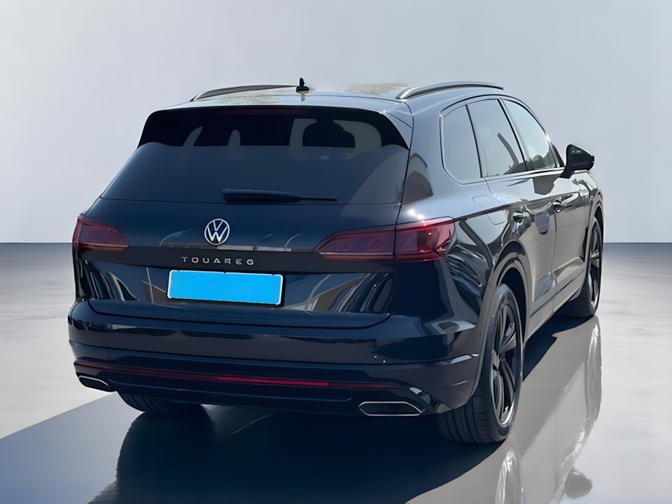 Volkswagen Touareg V6 TDI R-Line (3)
