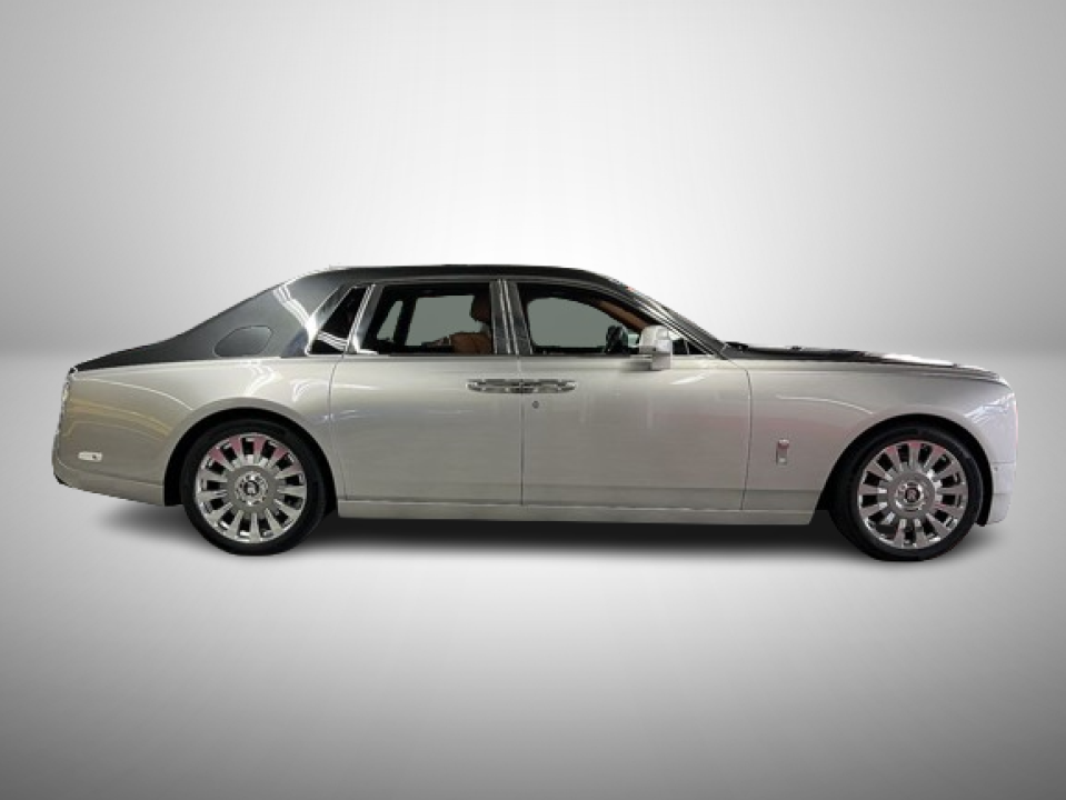 Rolls-Royce Phantom (2)