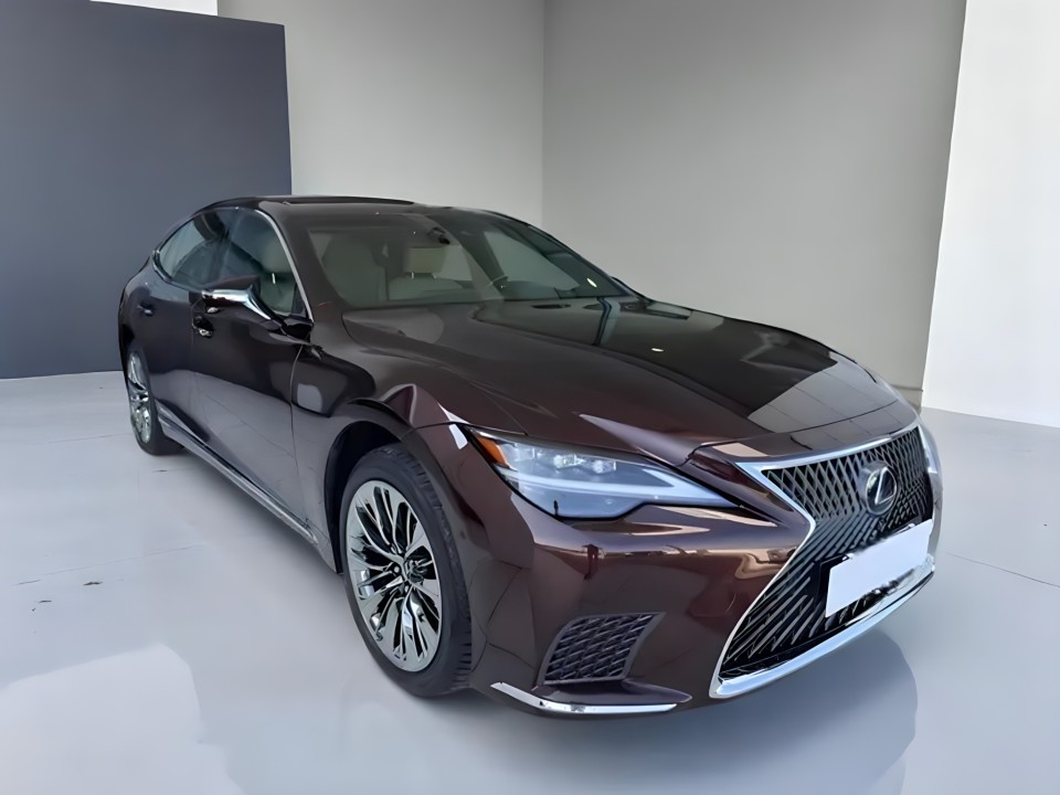 Lexus Seria LS 500 (3)
