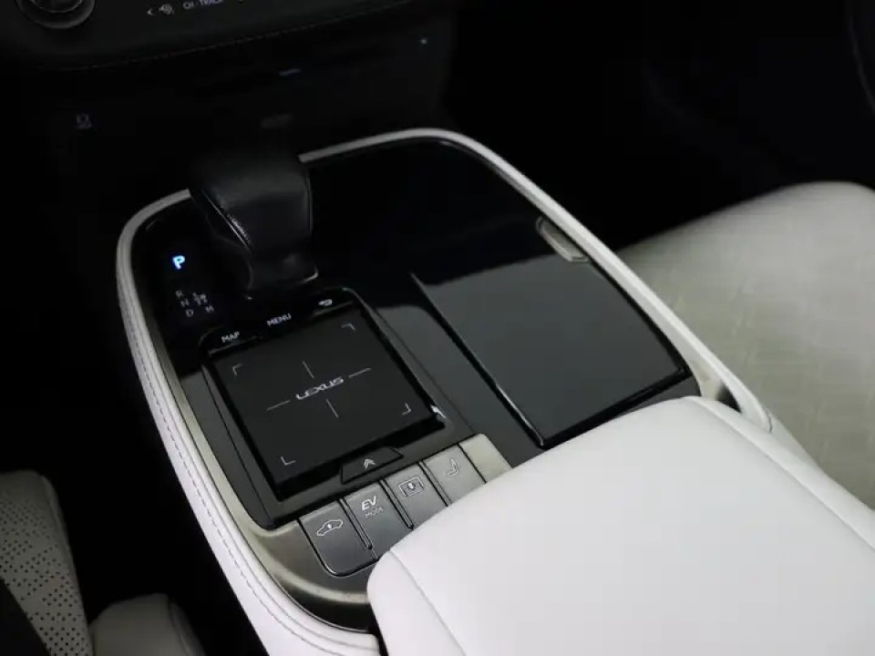 Lexus Seria LS 500 - foto 9