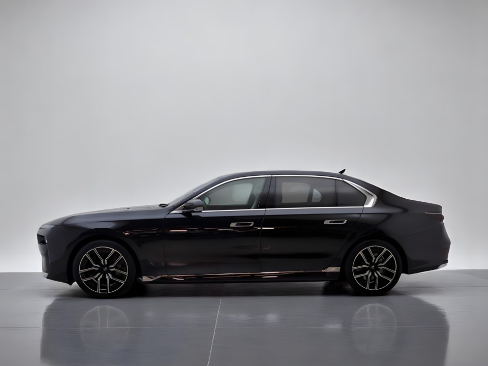 BMW Seria 7 750e xDrive (5)