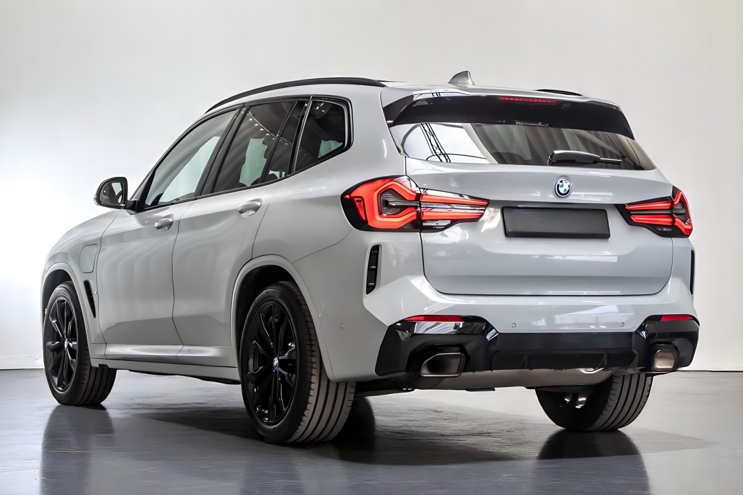 BMW X3 xDrive30e M-Sport (5)
