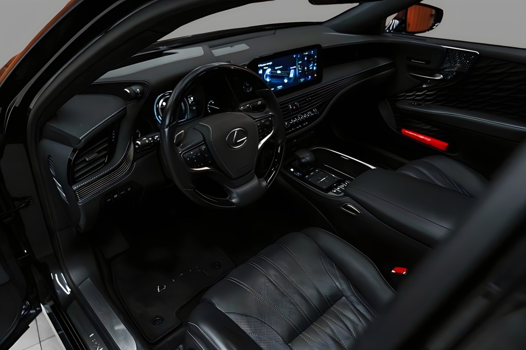 Lexus Seria LS 500h (5)