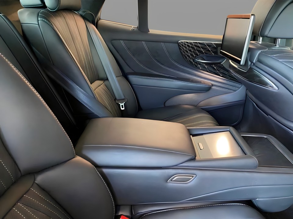 Lexus Seria LS 500h - foto 9